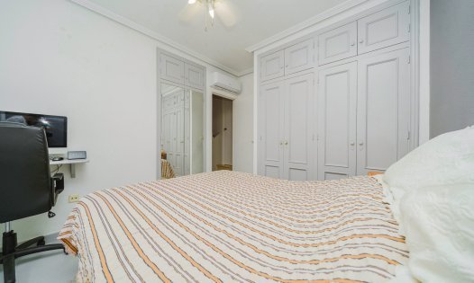 Återförsäljning - Villor -
Orihuela Costa - La Regia