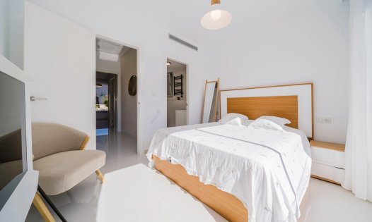 Segunda mano - Villas -
Pilar de la Horadada - Mil Palmeras