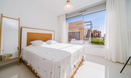 Segunda mano - Villas -
Pilar de la Horadada - Mil Palmeras