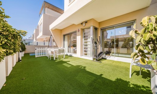 Segunda mano - Villas -
Pilar de la Horadada - Mil Palmeras