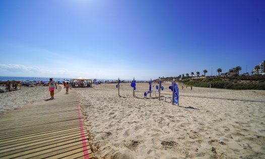 Segunda mano - Villas -
Pilar de la Horadada - Mil Palmeras