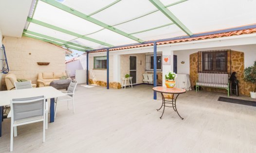 Videresalg - Villaer -
Murcia - GEA Y TRUYOLS