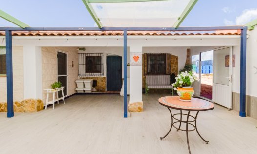 Videresalg - Villaer -
Murcia - GEA Y TRUYOLS