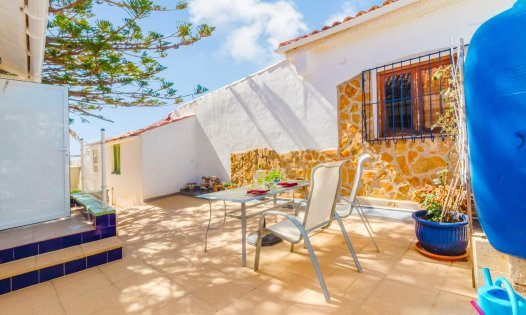 Videresalg - Villaer -
Murcia - GEA Y TRUYOLS