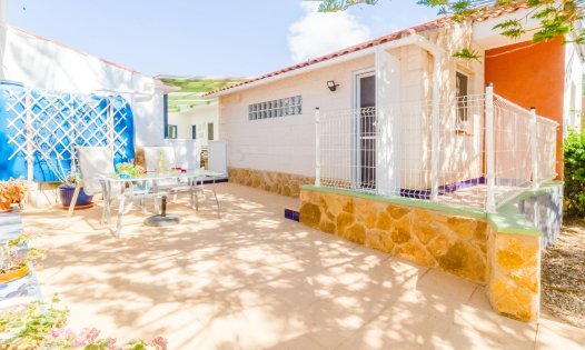 Videresalg - Villaer -
Murcia - GEA Y TRUYOLS