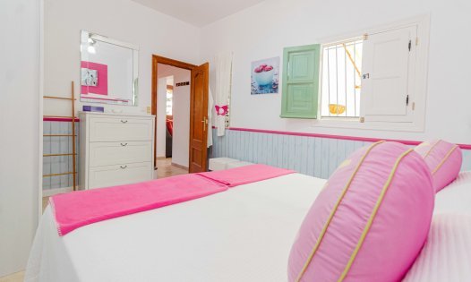 Videresalg - Villaer -
Murcia - GEA Y TRUYOLS