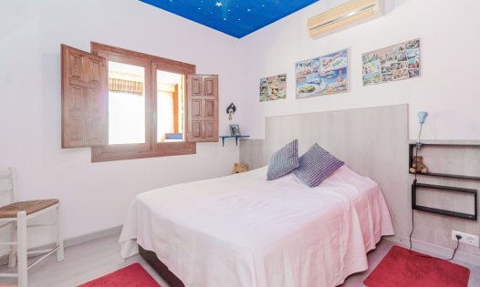 Videresalg - Villaer -
Murcia - GEA Y TRUYOLS