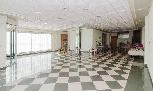 Herverkoop - Rijtjeshuizen -
Alcázares, Los