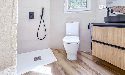 Resale - Villas -
Albacete - Elche de la Sierra/Villares