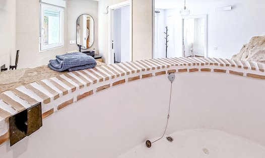 Resale - Villas -
Albacete - Elche de la Sierra/Villares