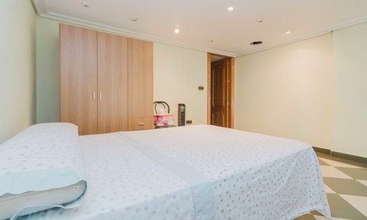 Resale - Commercial premises -
Alcázares, Los