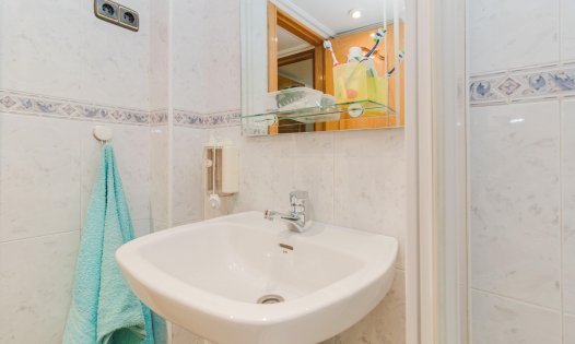 Resale - Commercial premises -
Alcázares, Los