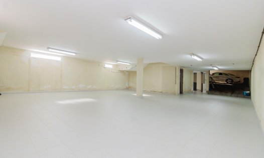 Resale - Commercial premises -
Alcázares, Los