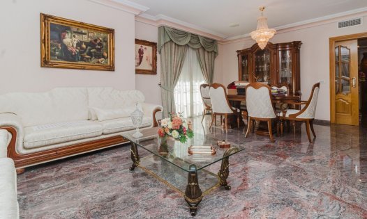 Resale - Commercial premises -
Alcázares, Los