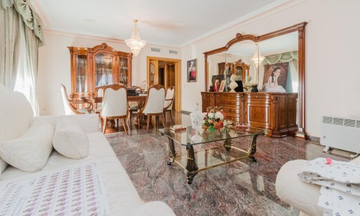 Resale - Commercial premises -
Alcázares, Los