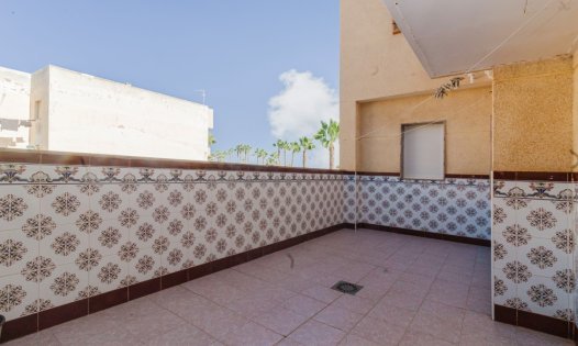 Resale - Commercial premises -
Alcázares, Los
