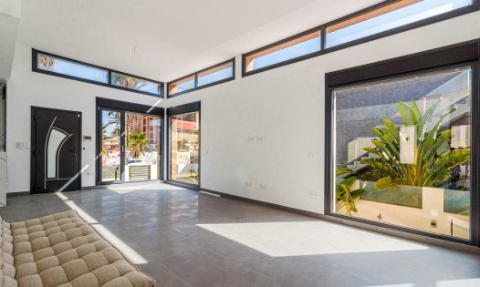 Resale - Villas -
Torrevieja - La Mata - Torrevieja