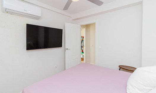 Resale - Apartments -
Orihuela Costa - Dehesa de Campoamor