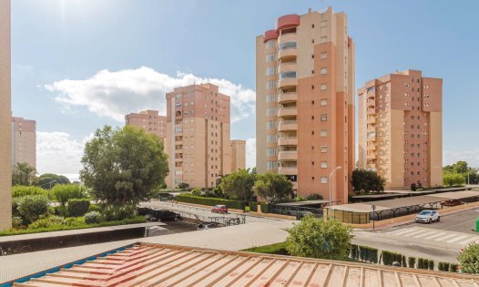 Resale - Apartments -
Orihuela Costa - Dehesa de Campoamor