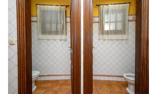 Resale - Commercial premises -
Orihuela Costa - Dehesa de Campoamor