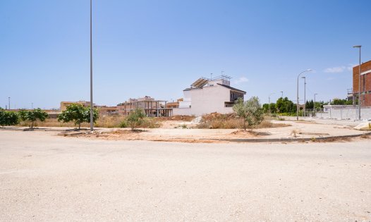 Resale - Plots -
Pilar de la Horadada