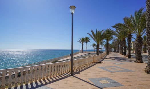 Återförsäljning - Villor -
Pilar de la Horadada