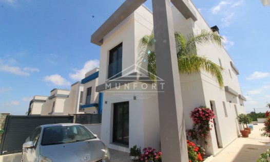 Resale - Villas -
Pilar de la Horadada - Lo Romero Golf