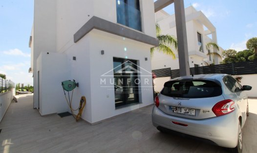 Resale - Villas -
Pilar de la Horadada - Lo Romero Golf