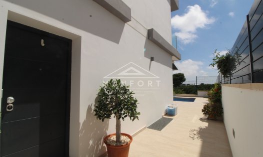 Resale - Villas -
Pilar de la Horadada - Lo Romero Golf