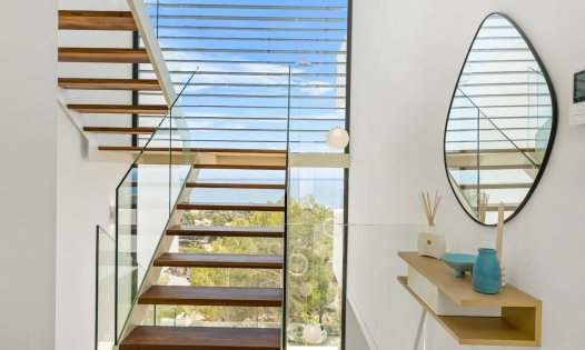 Återförsäljning - Lyxvillor -
Altea