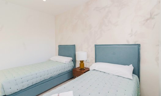 Resale - Villas -
La Manga - Playa Honda