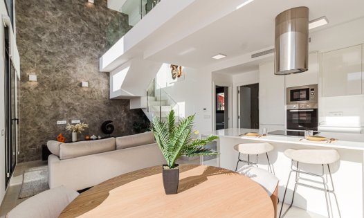 Resale - Villas -
La Manga - Playa Honda