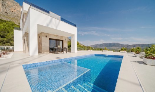 Herverkoop - Luxe villa's -
Polop de La Marina 