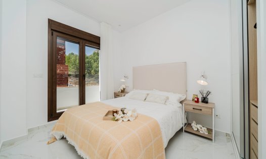 Herverkoop - Luxe villa's -
Polop de La Marina 