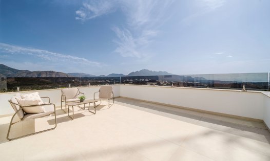 Herverkoop - Luxe villa's -
Polop de La Marina 