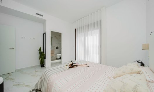 Herverkoop - Luxe villa's -
Polop de La Marina 