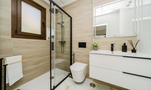 Herverkoop - Luxe villa's -
Polop de La Marina 