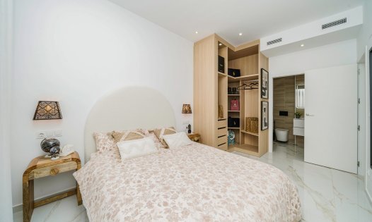 Herverkoop - Luxe villa's -
Polop de La Marina 