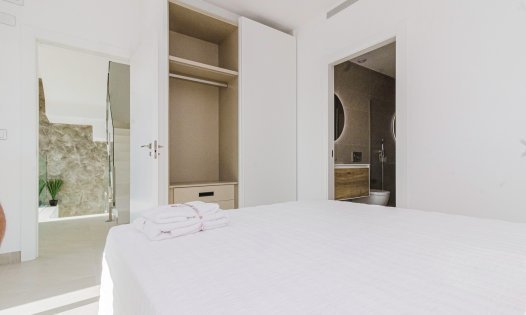 Resale - Luxury Villas -
Cartagena - La Manga