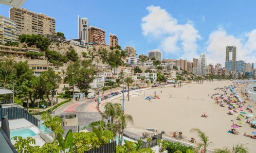 Herverkoop - Rijtjeshuizen -
Benidorm