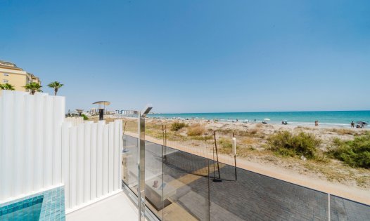 Resale - Penthouses -
La Manga