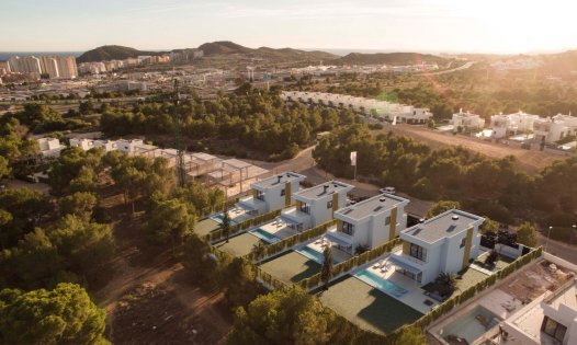 Resale - Luxury Villas -
Finestrat - Sierra Cortina