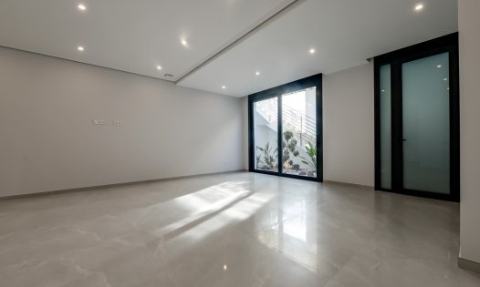 Resale - Luxury Villas -
Finestrat - Sierra Cortina