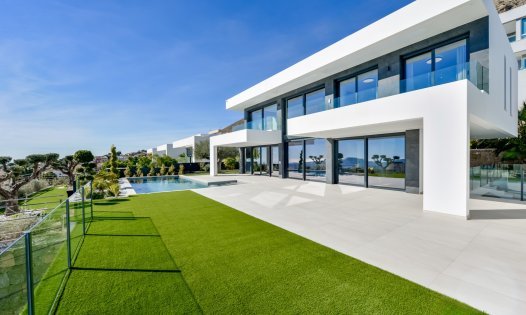 Resale - Luxury Villas -
Finestrat - Sierra Cortina