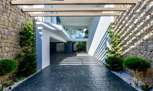 Resale - Luxury Villas -
Finestrat - Sierra Cortina