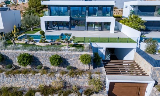 Resale - Luxury Villas -
Finestrat - Sierra Cortina