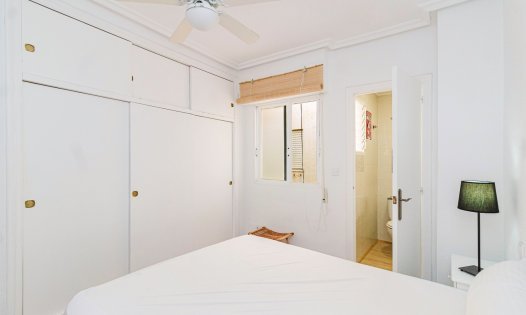 Resale - Apartments -
Torrevieja