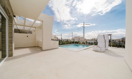 Resale - Villas -
Algorfa