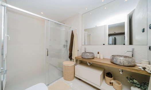 Resale - Villas -
Algorfa