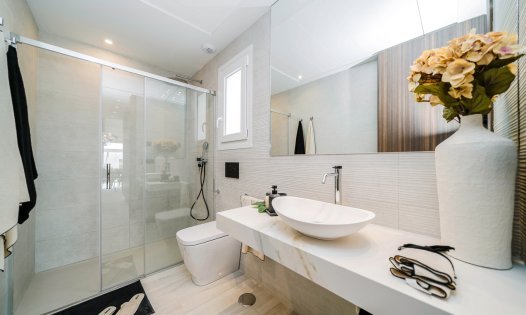 Resale - Villas -
Algorfa